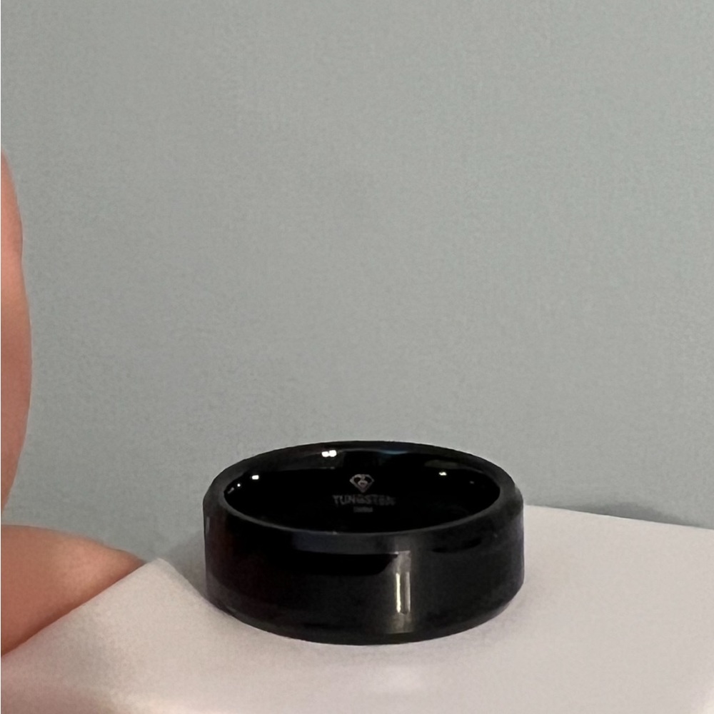 NEW Men’s Size 10 Black Tungsten Wedding Ring Band